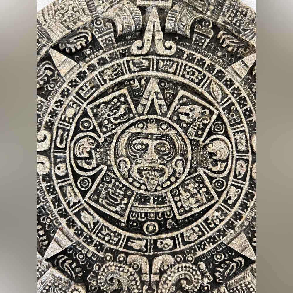 Disney Park - Aztec Solar Sun Inlay Stones Calendar Plaque Maya Inca Sculpture - Picture 4 of 7